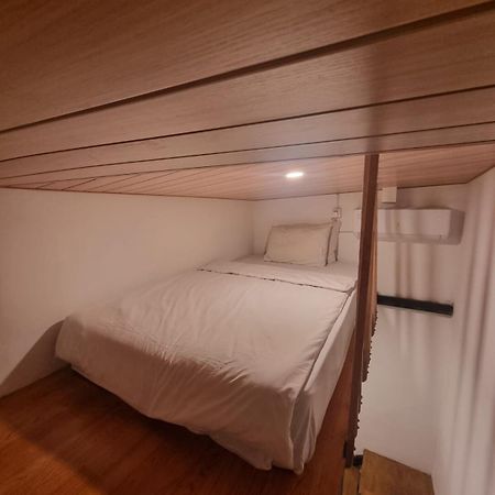 Penak Hostel Malioboro 요그야카르타 외부 사진